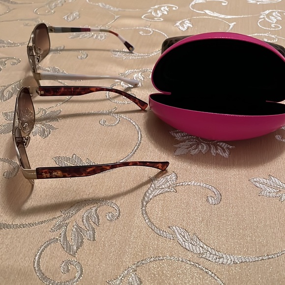 NO LONGER AVAILABLE - Picture 4 of 8